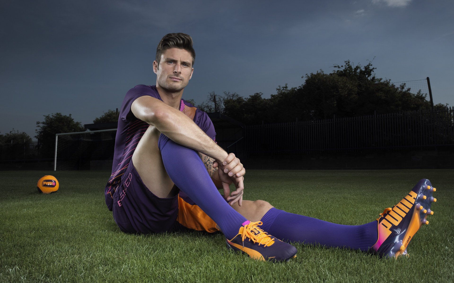 国足门将扑点成比赛最大功臣，国足门将训练